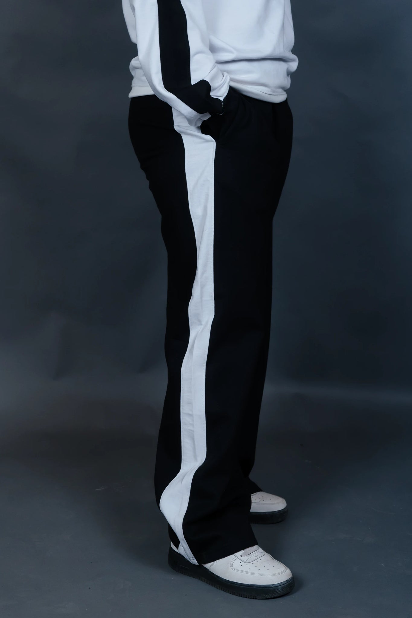 Trendy Two-Piece Color Block Outfit - Long Sleeve Lapel Sweatshirt and Pants Set for Women - Casual, Comfortable, and Chic Clothing for Everyday Wear