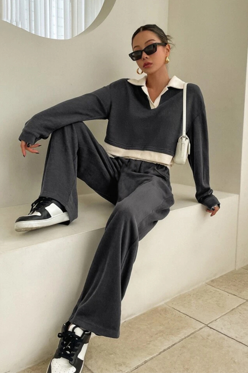 DAZY Contrast Collar Drop Shoulder Crop Sweatshirt & Sweatpants/Dark Grey